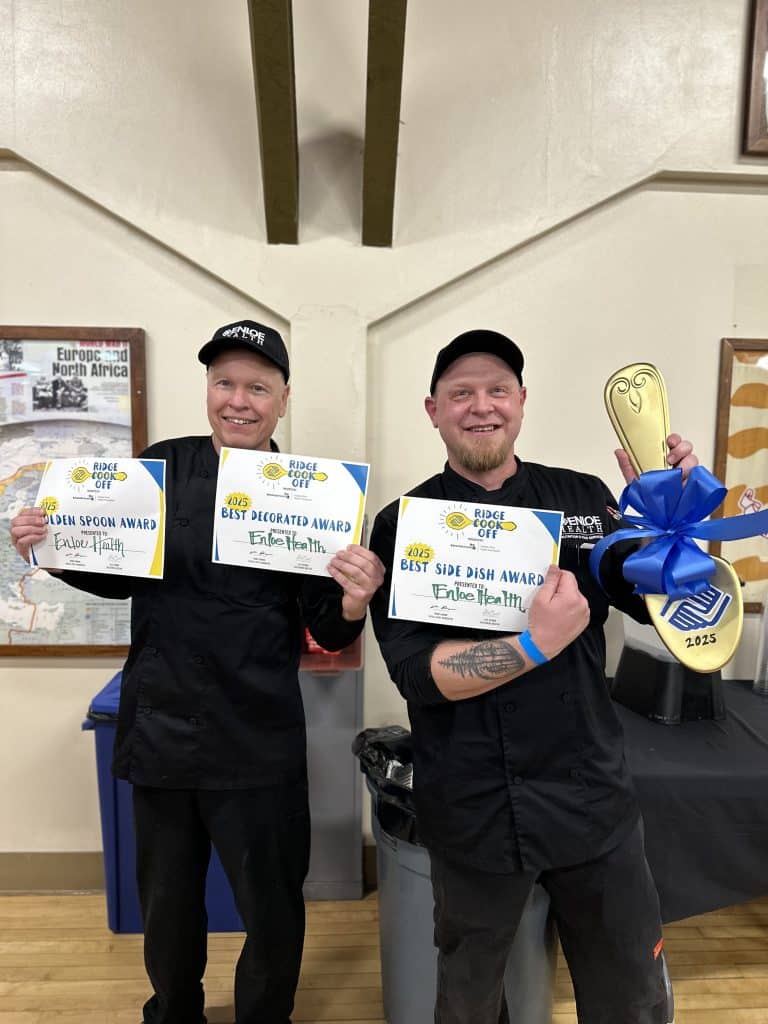 thomas cuisine chefs hold award for winning cookoff