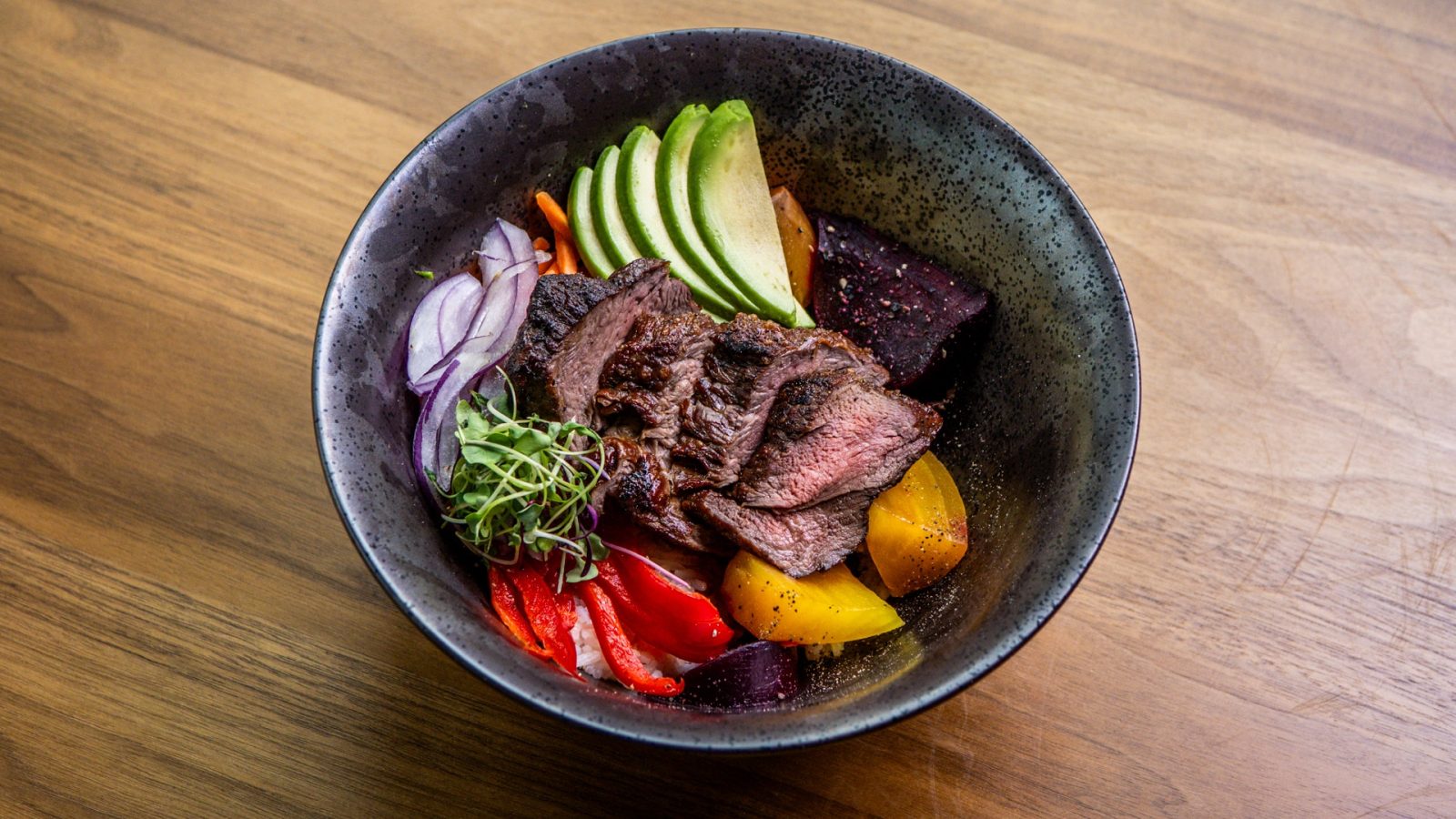 steak-power-bowl-thomas-cuisine-foodservice-for-sports-san-jose-quakes-dining